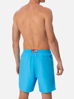 Aquablaue Badeshorts für Herren aus leichtem Stoff Lighting Pantone | PANTONE-SONDERAUSGABE