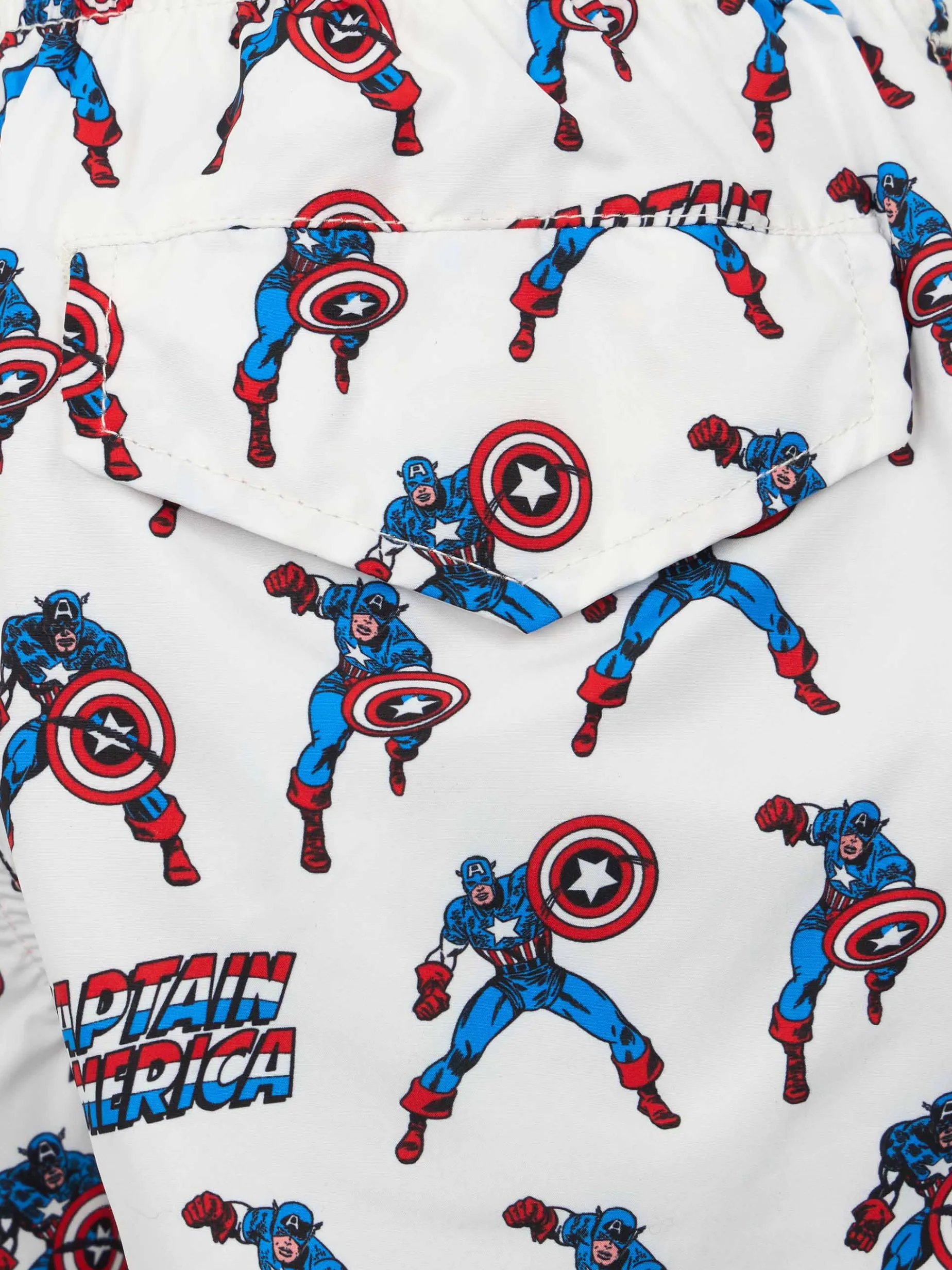 Badeshorts für Jungen aus leichtem Stoff von Jean Lighting mit „Captain America“-Aufdruck | MARVEL-SONDERAUSGABE
