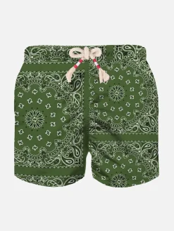 Badeshorts für Jungen mit militärgrünem Bandana-Print