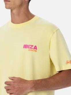 Baumwoll-T-Shirt für Herren mit platziertem „Ibiza Addicted“-Postkartendruck