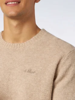 Beigefarbener Herrenpullover aus Stretchwolle mit St. Barth-Stickerei