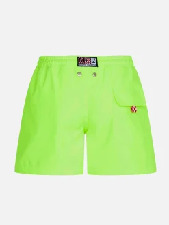 Bequeme Badeshorts für Jungen in Neongelb