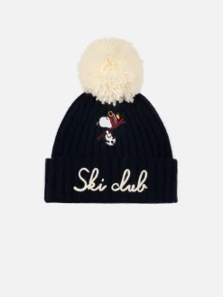 Blaue Wengenmütze für Jungen mit Pompon und Snoopy Ski Club Stickerei | SNOOPY PEANUTS SPECIAL EDITION