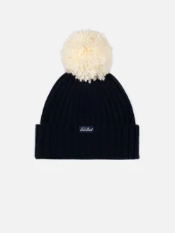 Blaue Wengenmütze für Jungen mit Pompon und Snoopy Ski Club Stickerei | SNOOPY PEANUTS SPECIAL EDITION