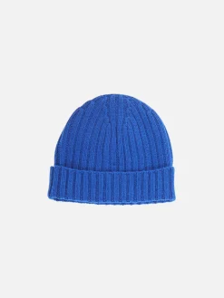 Blauer Damenhut mit weißer Stickerei