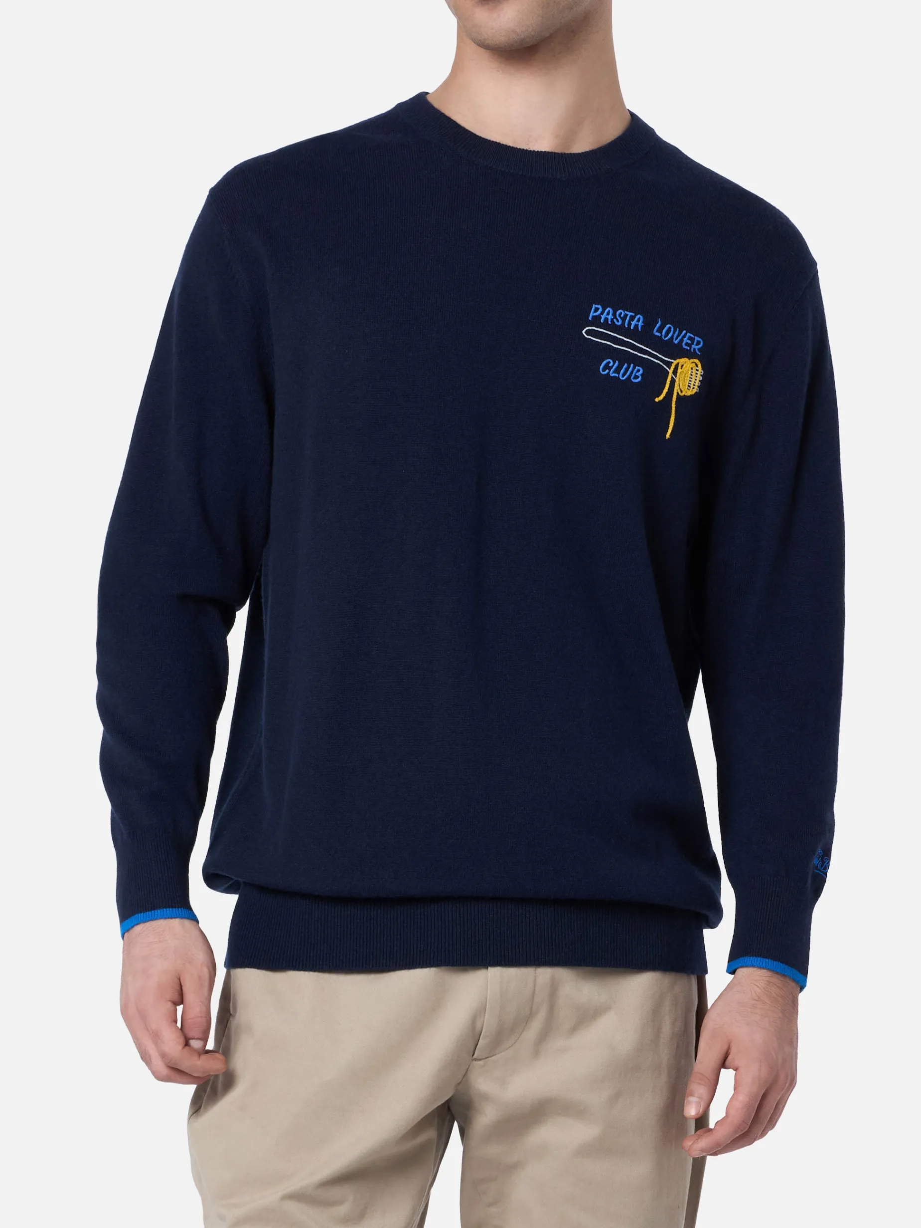 Blauer Herrenpullover Heron mit Pasta Lover-Stickerei