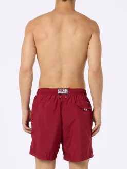 Burgunderfarbene Badeshorts für Herren aus leichtem Stoff Lighting Pantone | PANTONE SPECIAL EDITION