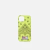 Cover für iPhone 13/14 mit Bandana-Aufdruck
