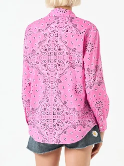 Damen-Hemd in Rosa mit Bandana-Aufdruck