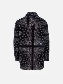 Damenjacke mit schwarzem Bandanna-Print