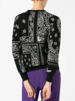 Damenpullover aus Kaschmirmischung mit schwarzem Bandana-Muster