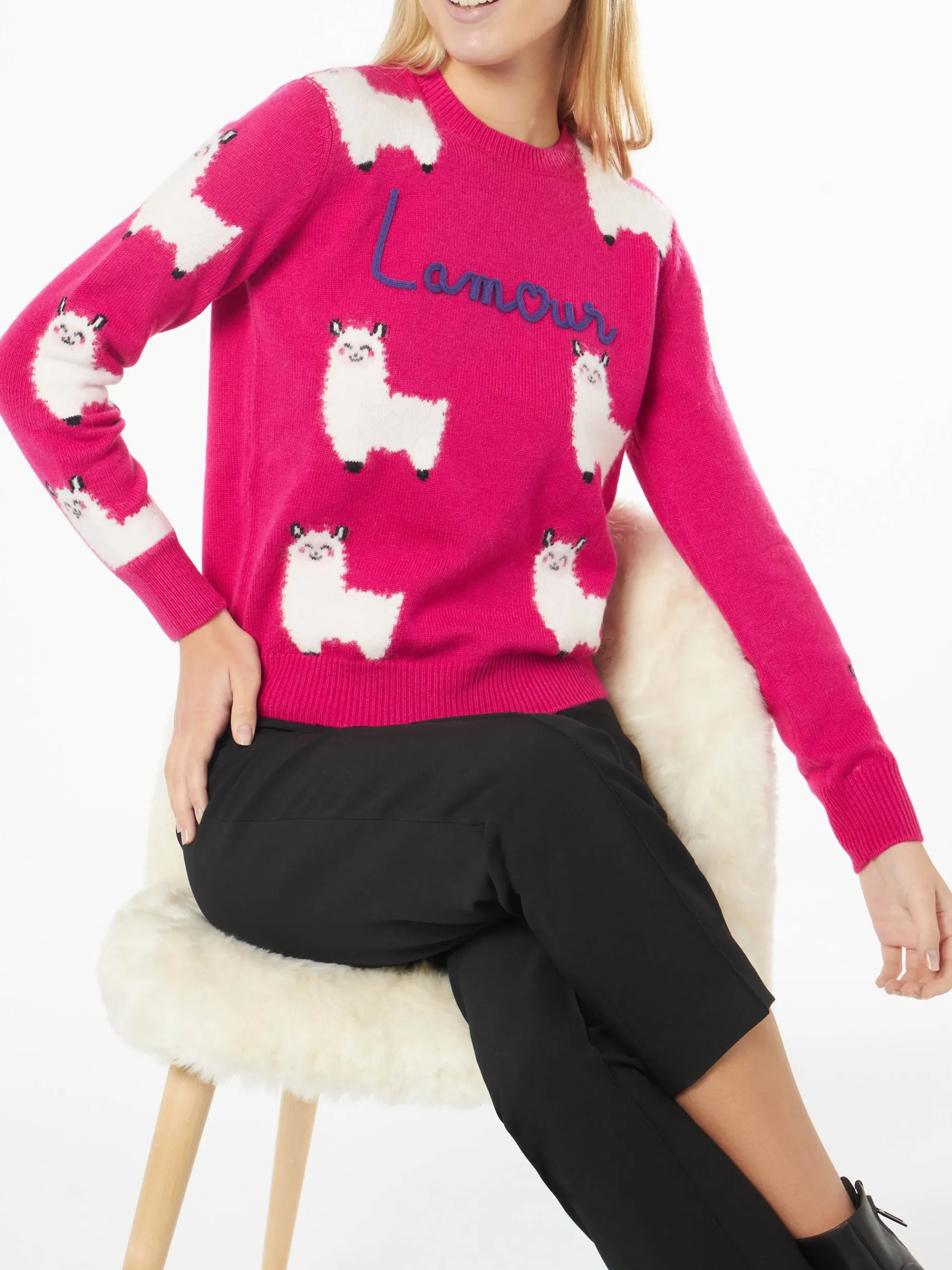 Damenpullover mit Rundhalsausschnitt und L'Am<3ur-Stickerei