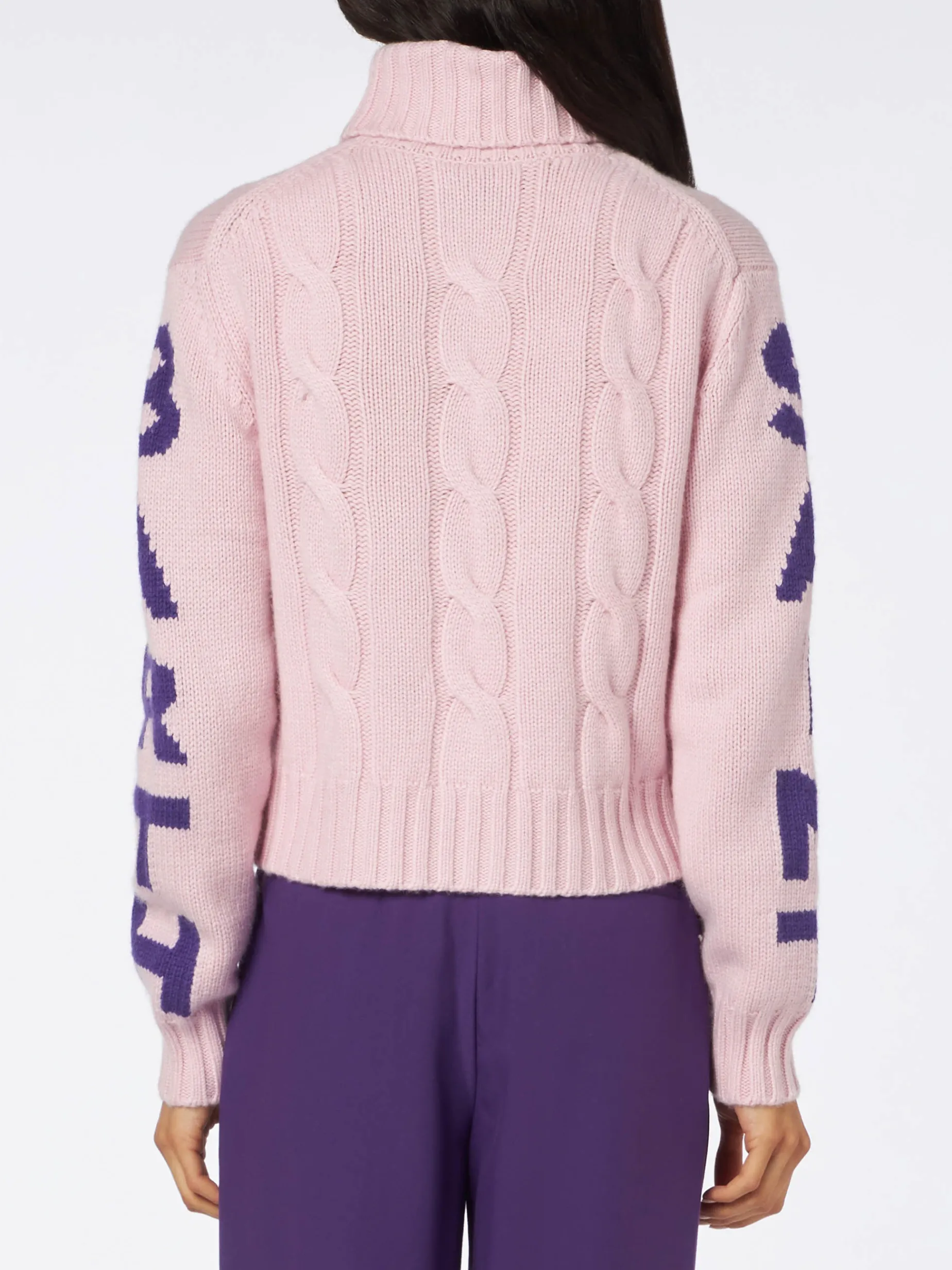 Damen-Rollkragenpullover mit Zopfmuster und Saint-Barth-Jacquard-Print