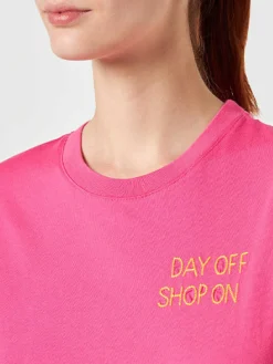 Damen-T-Shirt aus fuchsiafarbener Baumwolle mit Stickerei