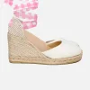 Espadrillas aus Canvas mit Naturdruck, hohem Keilabsatz und Knöchelspitze