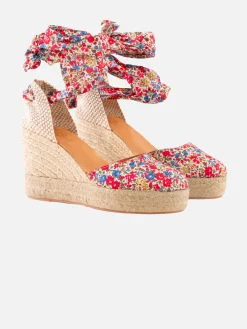 Espadrillas mit hohem Keilabsatz und Knöchelspitze