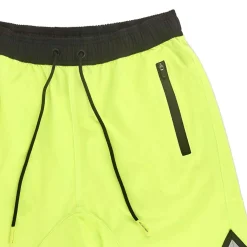 Fluogelbe Badeshorts im Surf-Stil