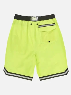 Fluogelbe Badeshorts im Surf-Stil