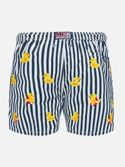 Gestreifte Badeshorts für Jungen mit aufgestickten Enten
