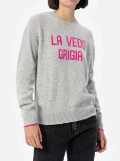 Grauer Damenpullover New Queen mit La vedo grigia-Aufdruck