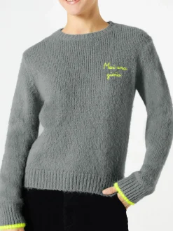 Grauer gebürsteter Damenpullover mit Mai una Gioia-Stickerei