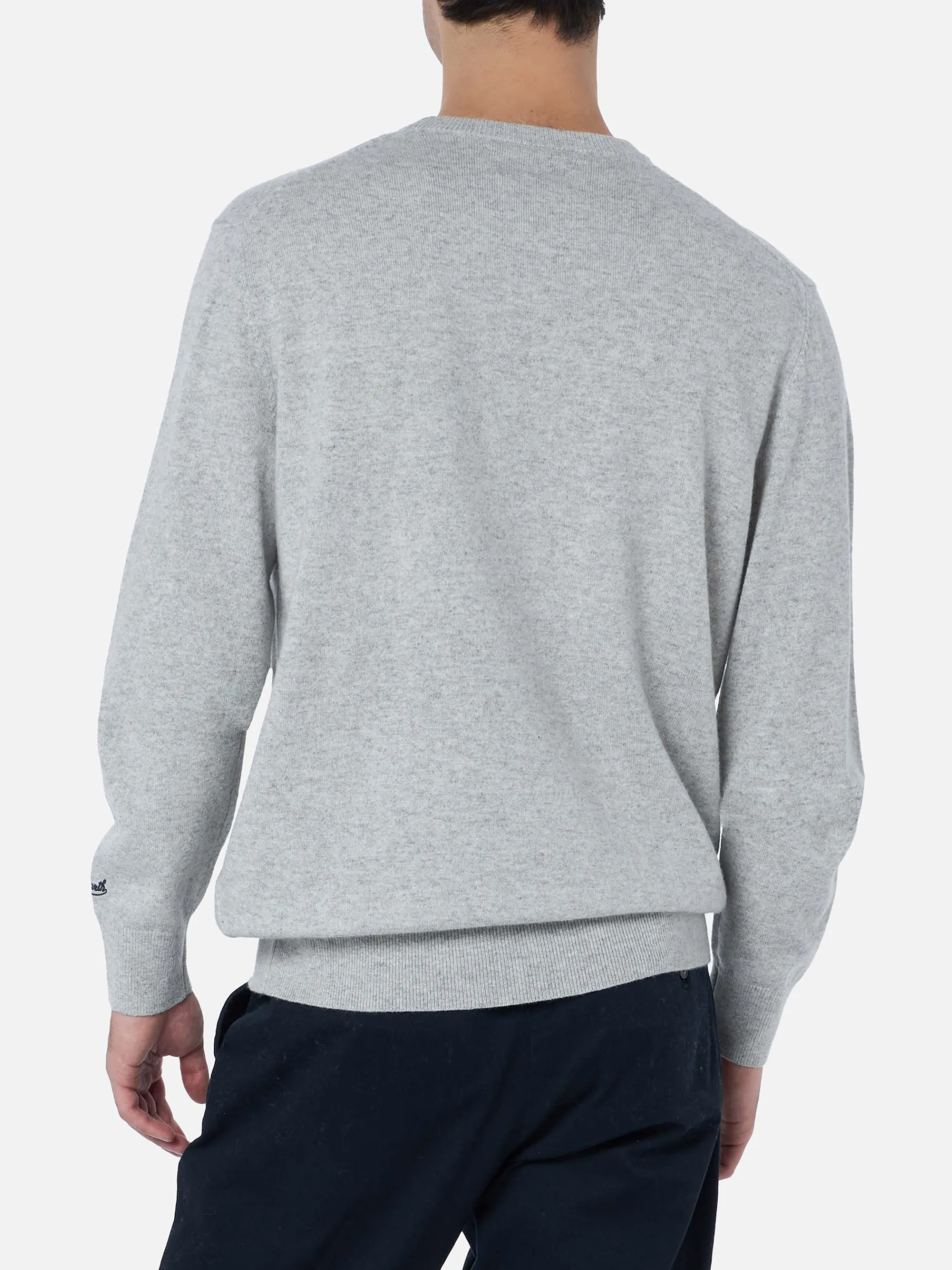 Grauer Herrenpullover Heron mit „I saved a Panda 4x4“-Stickerei | FIAT PANDA SPECIAL EDITION