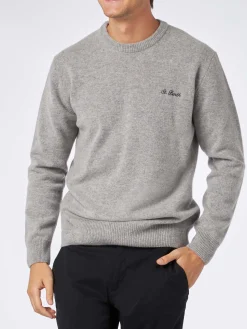 Graumelierter Herrenpullover mit Rundhalsausschnitt und St. Barth-Stickerei