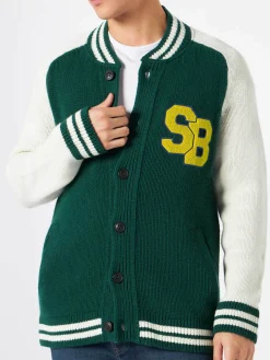 Grüne Strickbomberjacke im College-Stil
