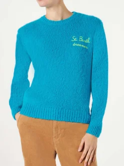 Hellblauer gebürsteter Damenpullover mit Stickerei