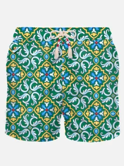 Herren-Badeshorts aus leichtem Stoff mit Majolika-Print