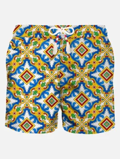 Herren-Badeshorts aus leichtem Stoff mit Majolika-Print