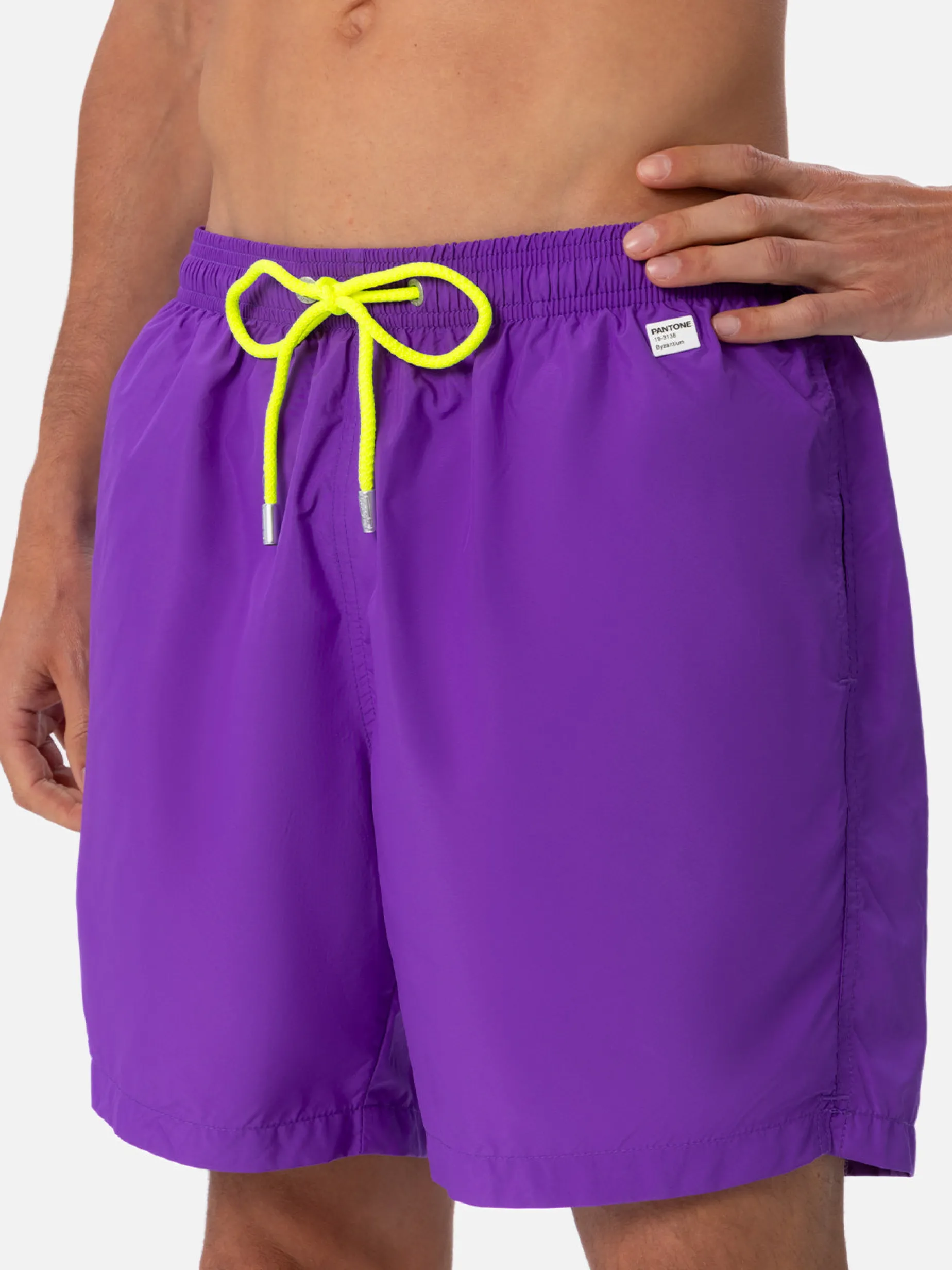 Herren-Badeshorts aus leichtem Stoff in Lila Lighting Pantone | PANTONE-SONDERAUSGABE