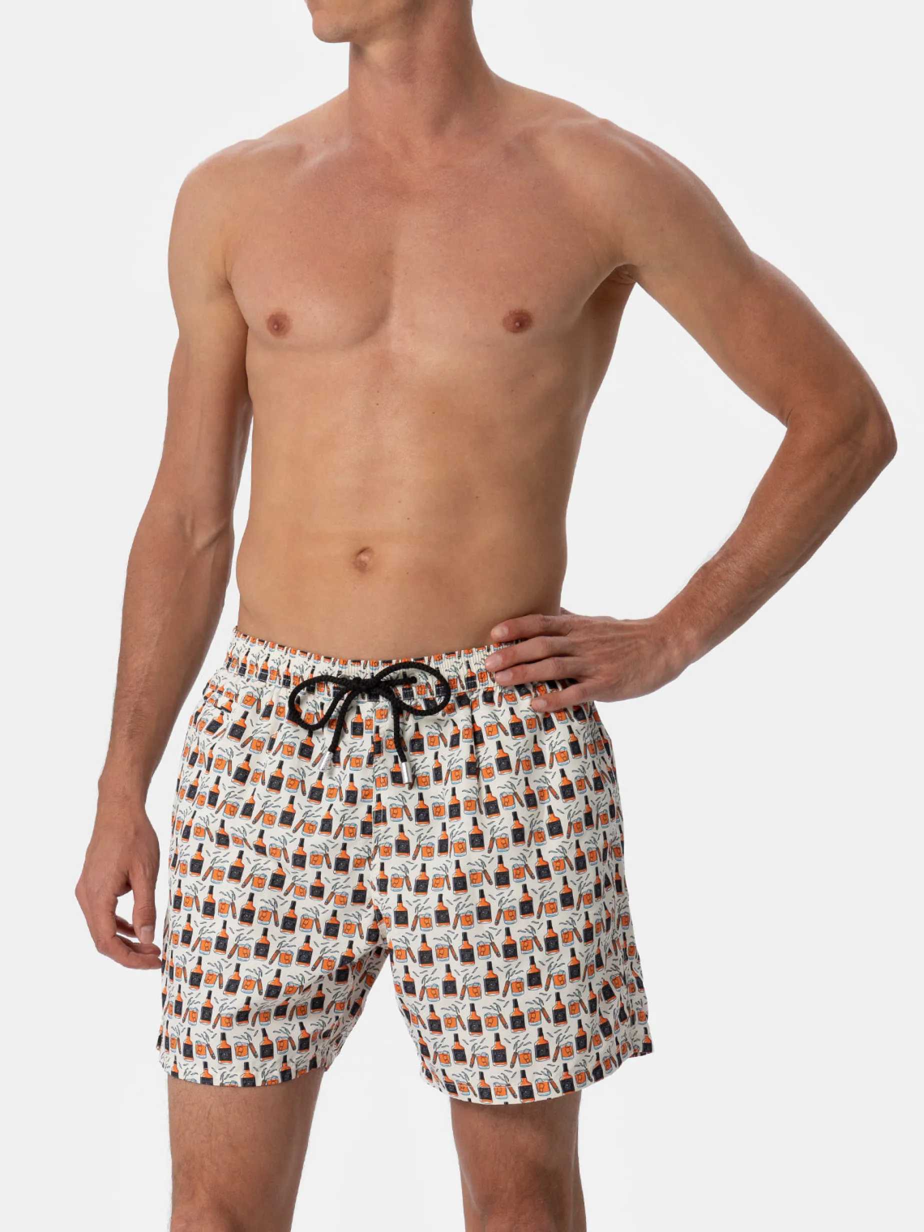 Herren-Badeshorts aus leichtem Stoff Lighting Micro Fantasy mit Whiskey- und Zigarren-Aufdruck