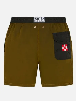 Herren-Badeshorts aus ockerfarbenem, leichtem Stoff