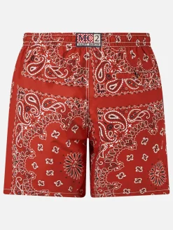 Herren-Badeshorts mit Bandana-Print