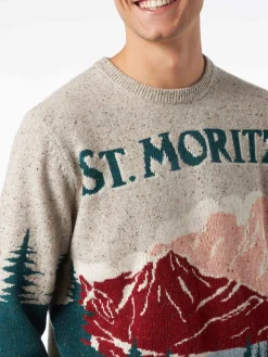 Herren-Donegal-Pullover mit Rundhalsausschnitt und St. Moritz-Postkarten-Jacquard-Print