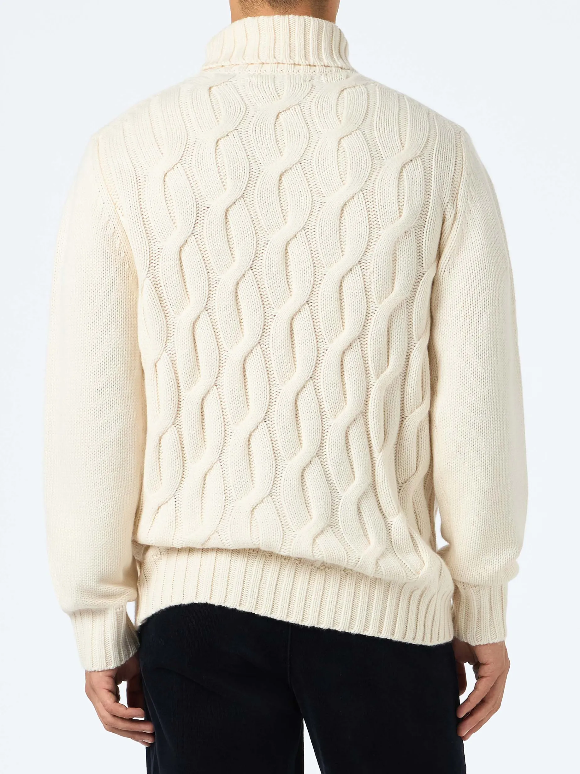 Herrenpullover aus Kaschmirmischung mit Zopfmuster Fisherman