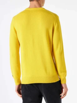 Herrenpullover mit Les-Alpes-Postkarte