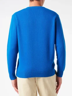 Herrenpullover mit Rundhalsausschnitt und Padel vs. Girlfriend-Jacquard-Print