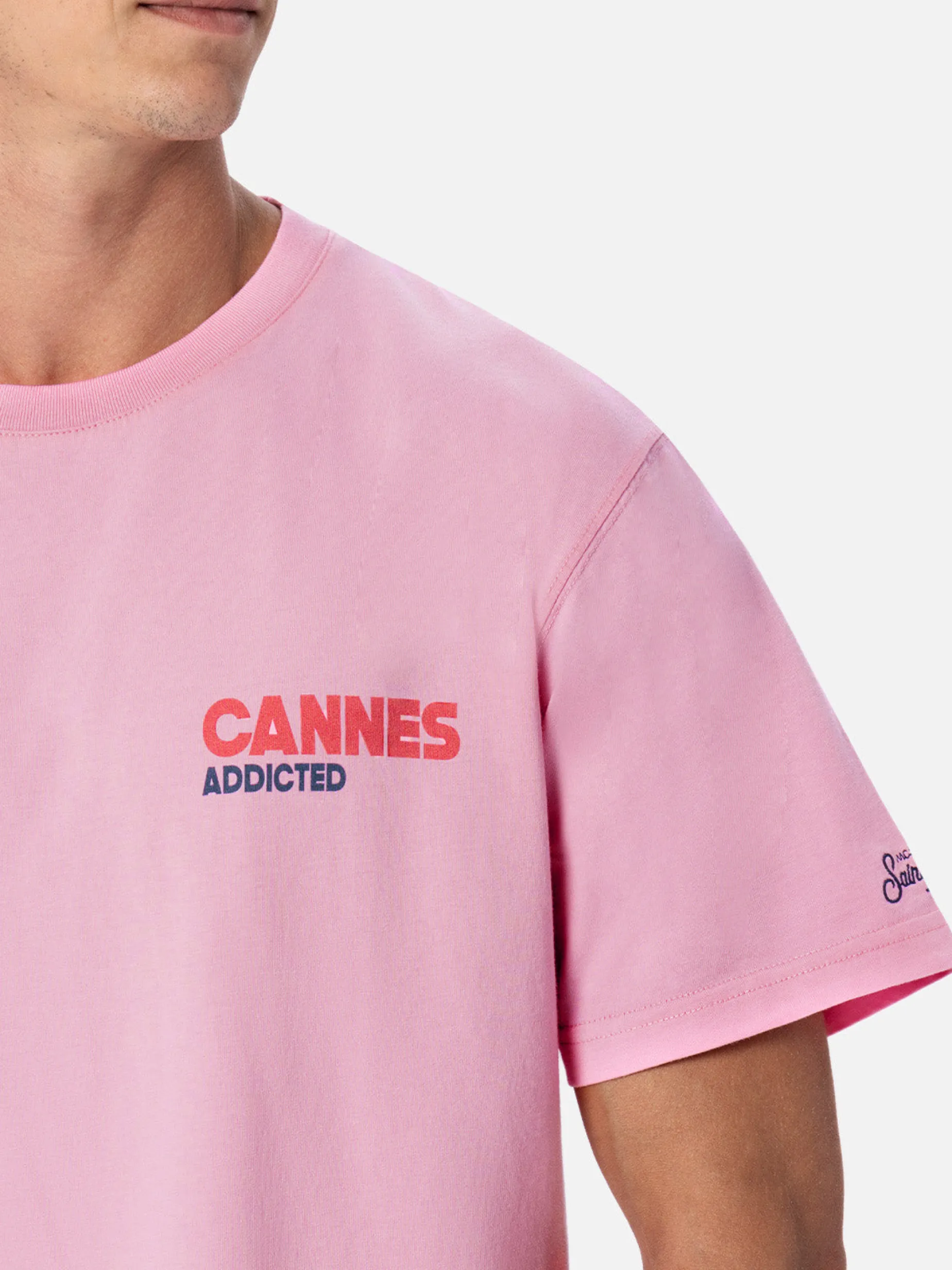 Herren-T-Shirt aus Baumwolle mit platziertem „Cannes Addicted“-Postkartendruck