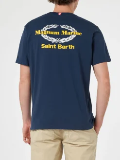 Herren-T-Shirt aus Baumwolle mit Magnum Marine & Saint Barth-Aufdruck auf Vorder- und Rückseite | MAGNUM MARINE SONDEREDITION