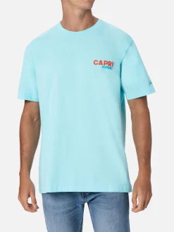 Herren-T-Shirt aus Baumwolle mit platziertem Capri Addicted-Postkartendruck