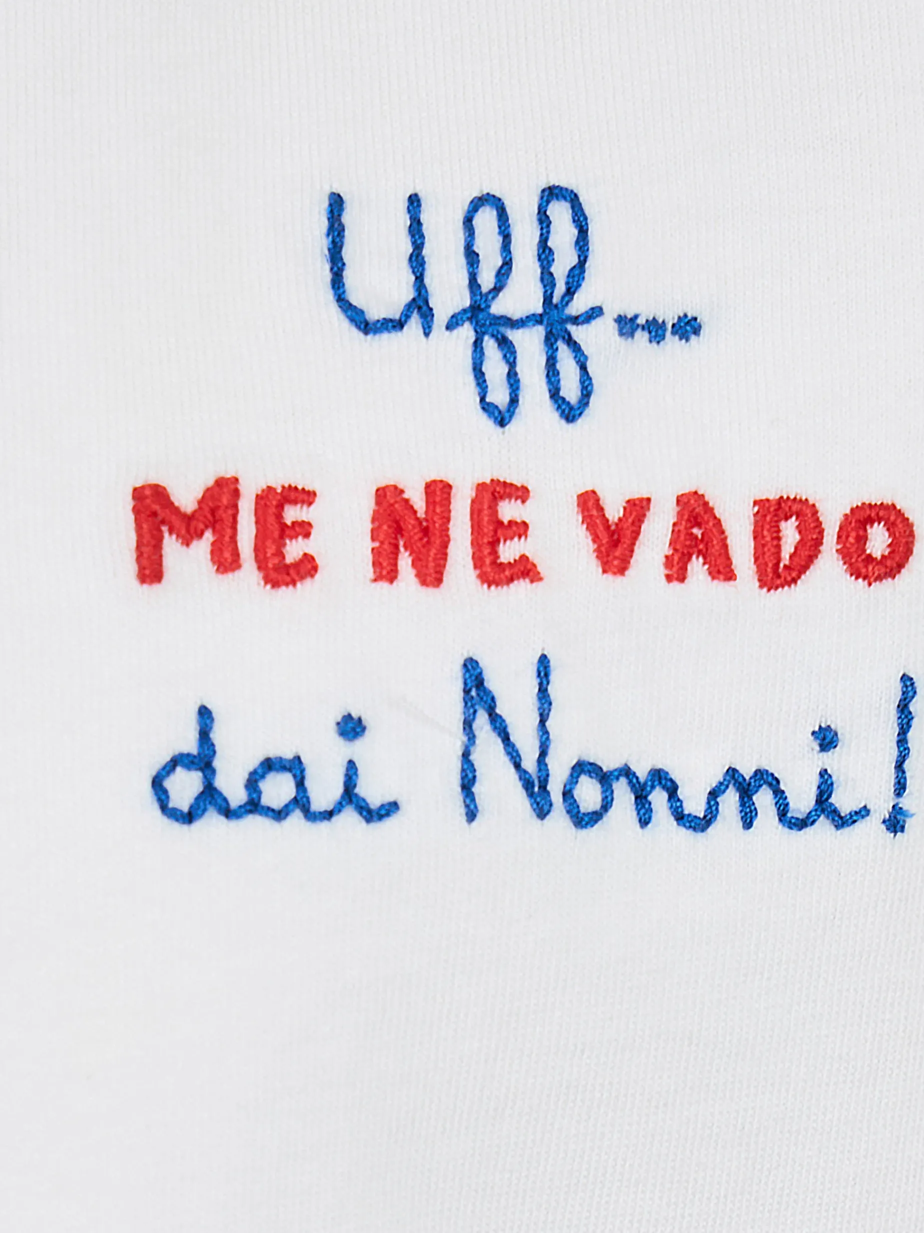 Jungen-T-Shirt aus Baumwolljersey Portofino Jr mit der Stickerei „Me ne vado dai nonni“.
