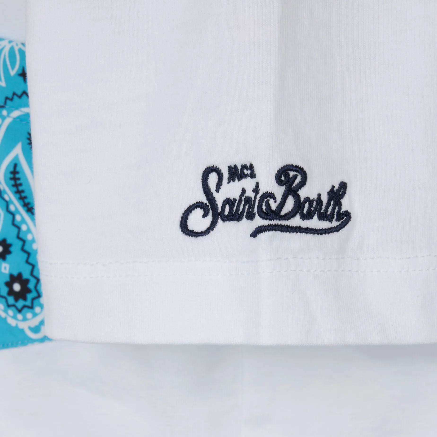 Jungen-T-Shirt mit aufgedruckter Bandana-Tasche