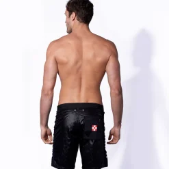 Karierte Badeshorts mit kontrastierendem Seitenband