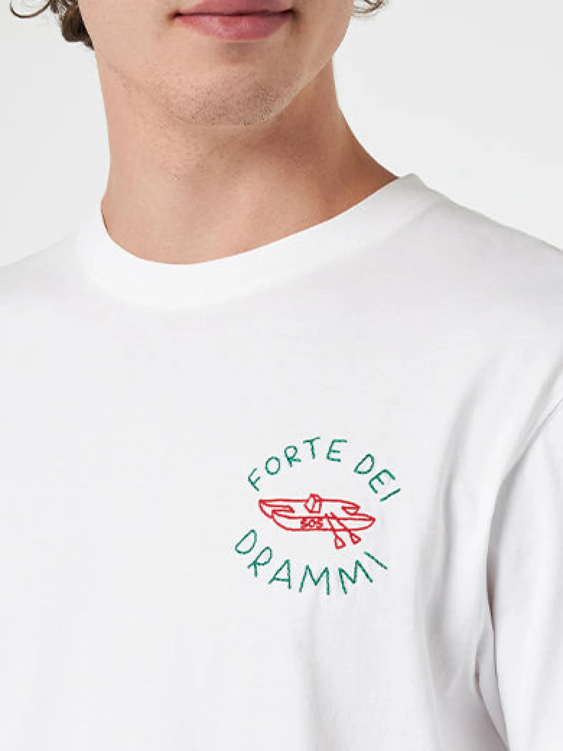 Klassisches Herren-T-Shirt „Portofino“ aus Baumwolljersey mit „Forte dei Drammi“-Stickerei | INSULTI LUMINOSI SONDEREDITION