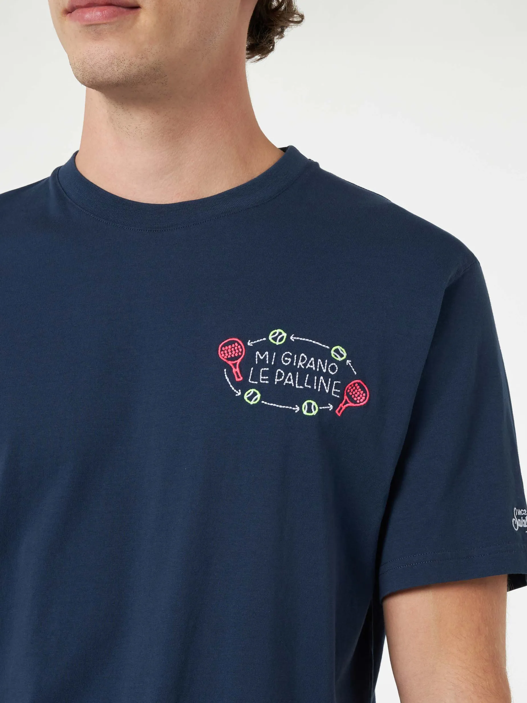 Klassisches Herren-T-Shirt aus Baumwolljersey „Portofino“ mit „Mi girano le palline“-Stickerei | INSULTI LUMINOSI SONDEREDITION