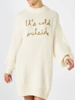 Kleid aus gebürstetem Strick mit „It's cold Outside“-Stickerei