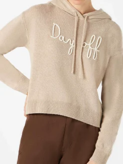 Kurz geschnittener Damen-Kapuzenpullover aus Strick mit „Day Off“-Stickerei
