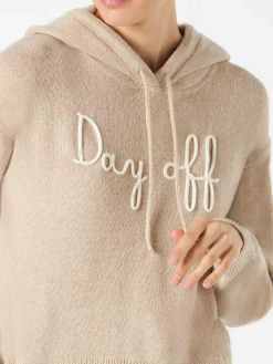 Kurz geschnittener Damen-Kapuzenpullover aus Strick mit „Day Off“-Stickerei